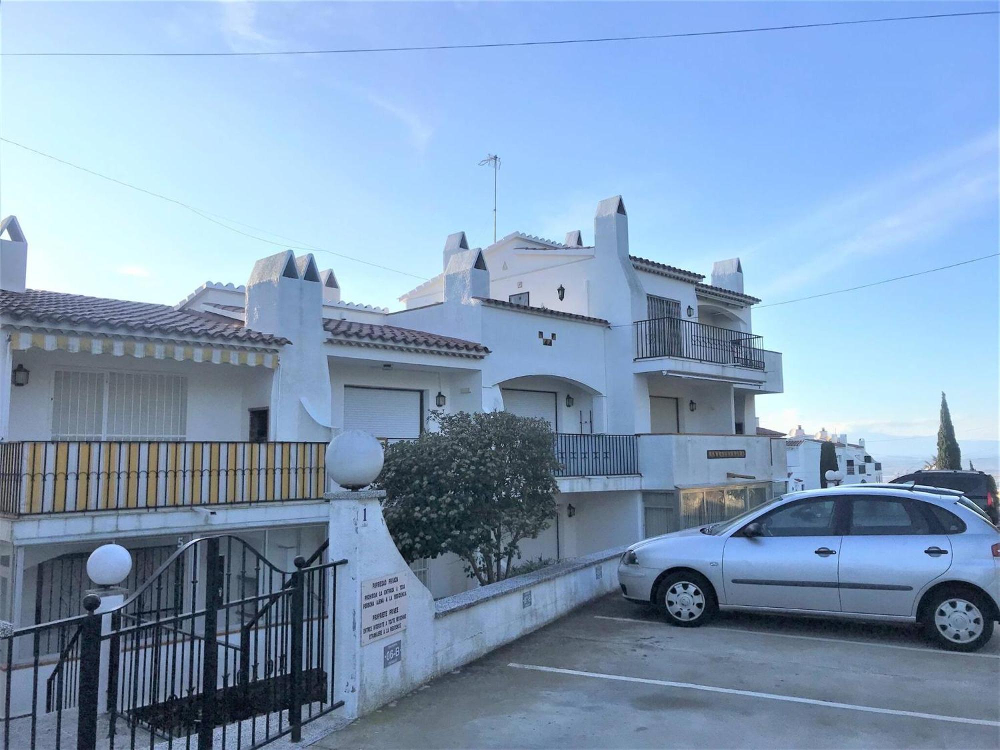 Apartamento En Roses Parking Y Piscina Comunitaria Av-54 Luaran gambar